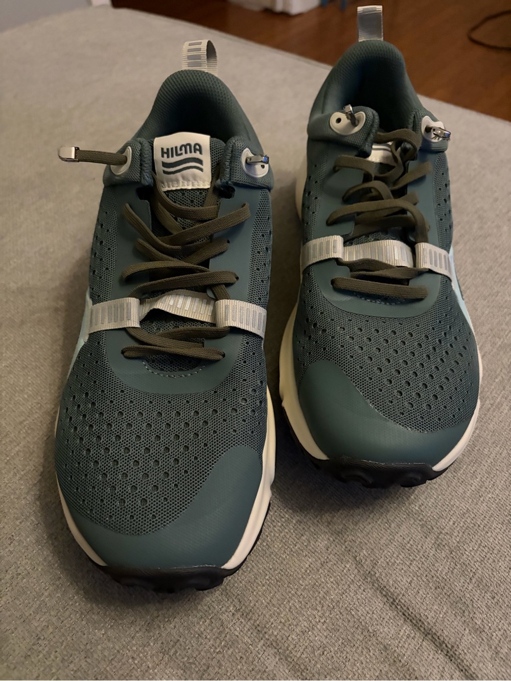 Hilma Wildbound hiking Sneakers in Teal Green NWOT Wide